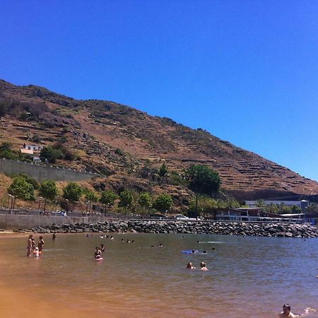 Apartment Machico Near The Beach Luaran gambar