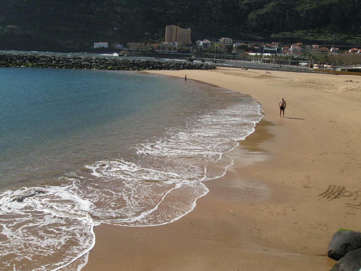 Apartment Machico Near The Beach Luaran gambar