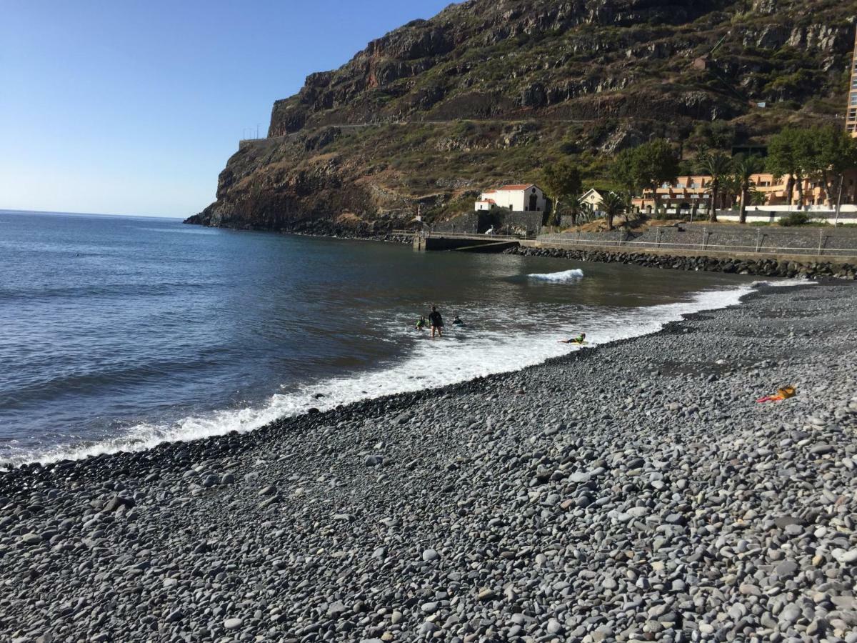 Apartment Machico Near The Beach Luaran gambar